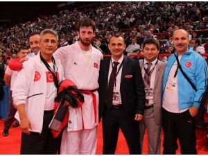 Enes Erkan Ve Mehmet Yakan Dünya Karate Şampiyonasında Finalde