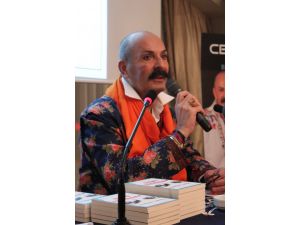 Cemil İpekçi’den “affedin Beni”