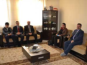 Kaymakam Altay, Şehit Ailesini Ziyaret Etti