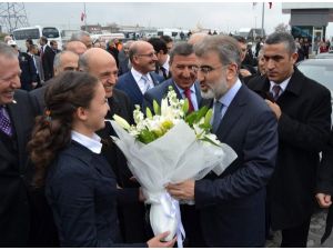 Enerji Ve Tabii Kaynaklar Bakanı Taner Yıldız: