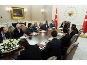 Cumhurbaşkanı Gül, Suriye Ulusal Koalisyonu Başkanı El-hatibi Kabul Etti