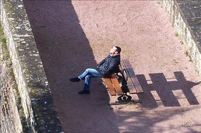   Bol Bol Güneşlenin