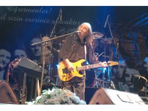 Erkin Koraydan Öğretmenlere Konser