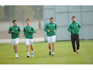 Bursasporda Akhisar Mesaisi Sürüyor