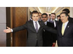 Bakan Kılıç, Tunusun 10 Numarasını Kabul Etti