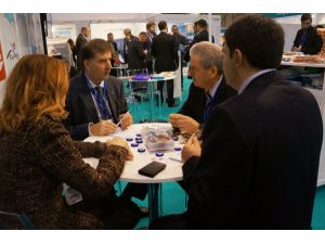 İzto: Kruvaziyer Şirketi Yöneticilerinin Ortak Talebi Liman Ücretlerinin İndirilmesi