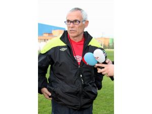 Hector Cuper: “beşiktaş Maçı İle Çıkışa Geçmek İstiyoruz”