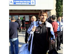 Beşiktaş Samsunda Çiçekler İle Karşılandı