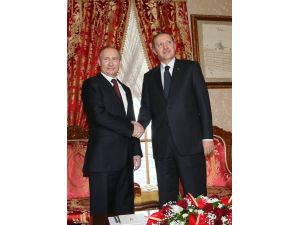 Erdoğan Ve Putin Bir Araya Geldi
