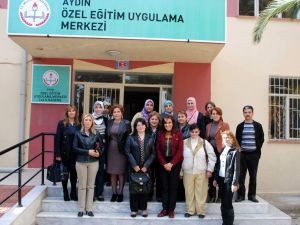 Mhp Kadın Kolları Otistik Öğrencileri Sevindirdi