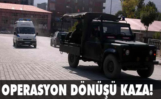 Operasyon dönüşü kaza: 13 yaralı