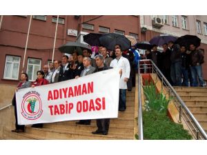 Doktorlar 3 Saat İş Bıraktı