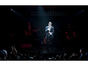 Cem Adrianın “siyah Bir Veda Öpücüğü” Konserleri