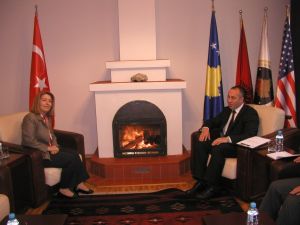 Priştine Büyükelçisi Ozan, Haradinaj’ı Ziyaret Etti