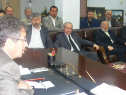 AKPden Poyraza ziyaret