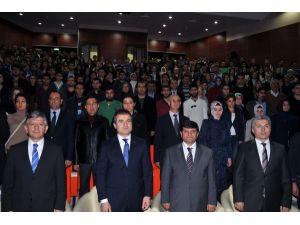 Bakan Kılıç’tan Üniversite Öğrencilerine Tavsiyeler
