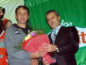 Banvit Bandırma Basketbol Takımı Ticaret Meslek Lisesi Öğrencileriyle Buluştu