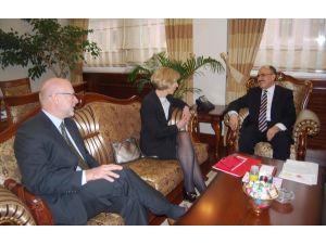 Başbakan Yardımcısı Beşir Atalay, Norveç Savunma Bakanı Erichseni Kabul Etti