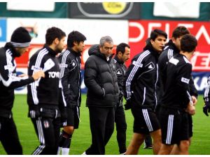 Beşiktaş’ta Medical Park Antalyaspor Maçı Hazırlıkları Sürüyor