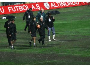 Karşıyaka-kayseri Erciyesspor Maçı Bugün Oynanacak