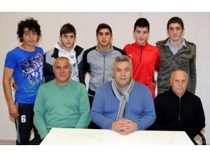 Samsunspor Altyapıdan 5 Oyuncu Aldı