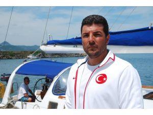 Adanalı Yüzücü Manş Denizi Rekoru İçin İngiltere’ye Gidiyor