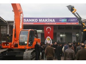 Sanko Makinanın 72. Servisi İzmitte Açıldı