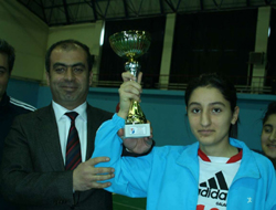Hentbolda Grup Şampiyonu Elazığ