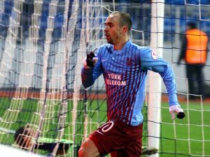 Kurtarıcı Adrian Kendini Buldu