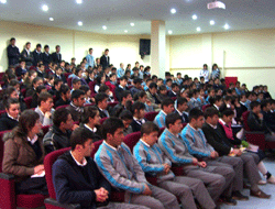 Nurhak Mem’den Seminer Fırtınası