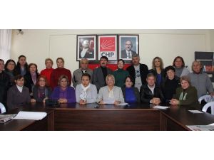 Chp’li Kadınlardan Arınç’a Tepki
