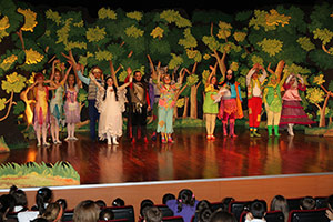  ‘’Kuklacı’’ Müzikali Sankolu Miniklerle Buluştu