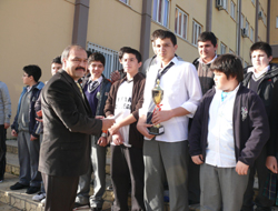 Özel Özderya’da Ödül Töreni