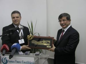 Bakan Davutoğlu: “biz Buraya Öğretmeye Değil Öğrenmeye Geliyoruz”