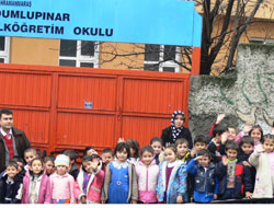 Küçüklerin Tiyatro Sevinci 