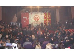 Davutoğlu Makedonya’da Türkçe Eğitim Bayramına Katıldı