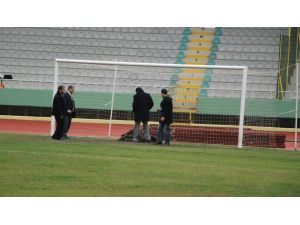 Futbolcuların Saha İsyanı