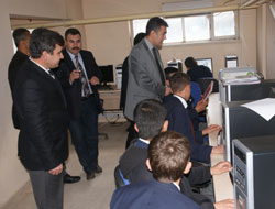 Akkoyunun Kütüphane Ziyareti 