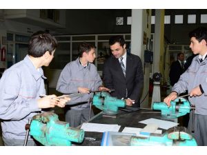 ‘meslek Liseleri Arası 1. Ulusal Kalıp Yarışması’na Büyük İlgi