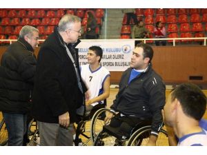 Tekerlekli Sandalye Basketbol Takımına Prim Desteği