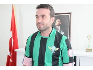 Akhisarspor Golcü Oyuncu Mert İle Yollarını Ayırdı