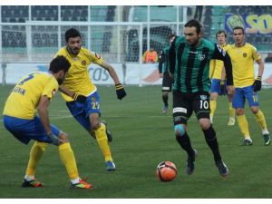 Denizlispor’da Yaprak Dökümü