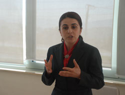 Mine Kılıç Basın Karşısına Çıktı