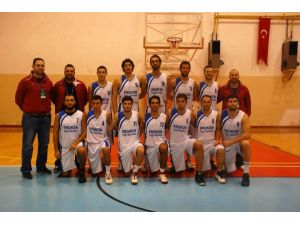 Yalova Belediyesporlu Basketbolcular Maça Hazır