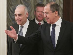 Lavrov, Mısır Dışişleri Bakanı Amr İle Görüştü
