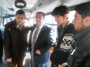 Milletvekili Halk Otobüsüne Bindi, Görenler Şaşırdı