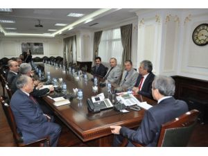 Bakan Eker, Türkiye Tohumcular Birliği Yöneticilerini Kabul Etti