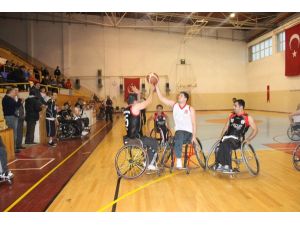 Tekerlekli Sandalye Basketbol Süper Ligi