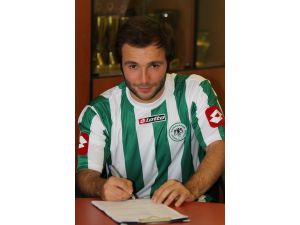 Torku Konyaspor Murat Akın’ı Renklerine Bağladı
