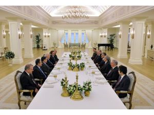 Gülden Yasama, Yürütme Ve Yargı Organlarının Başkanlarına Öğle Yemeği